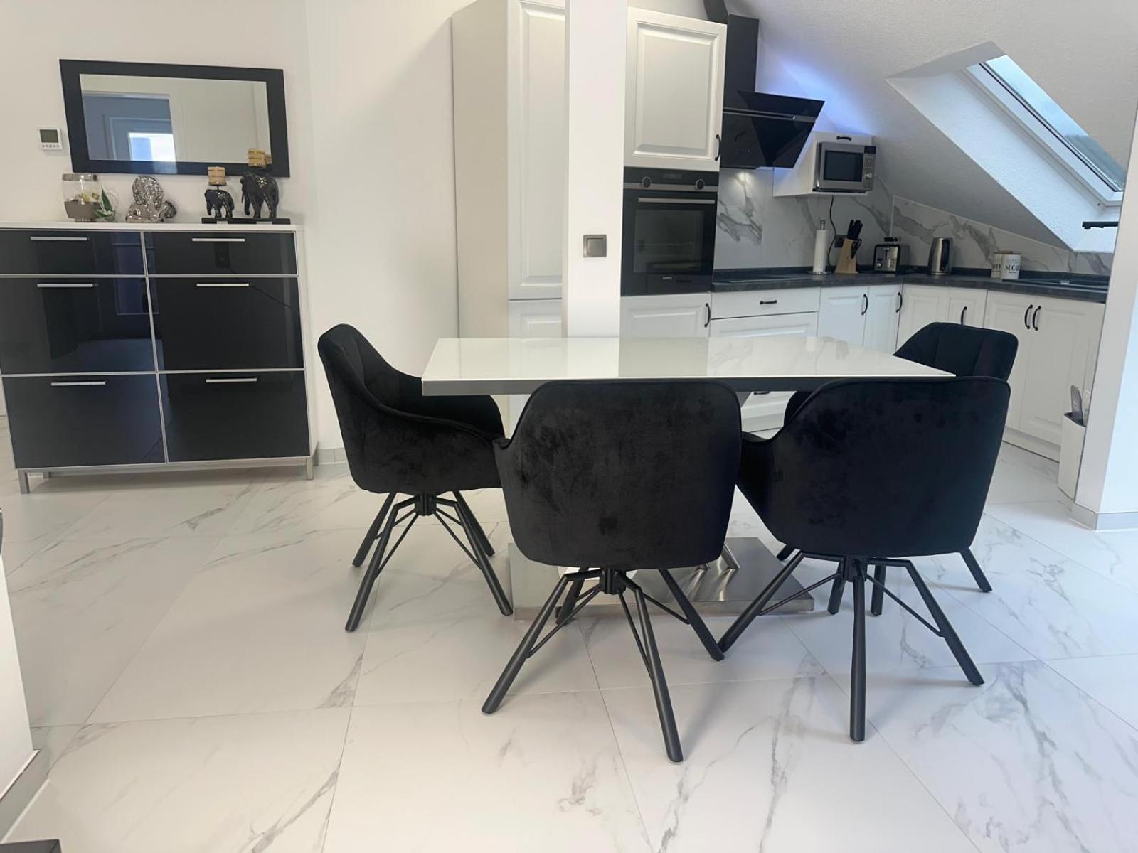 Flexible, Schoene Und Gut Aussehende Feriensuite 罗伊特林根 外观 照片